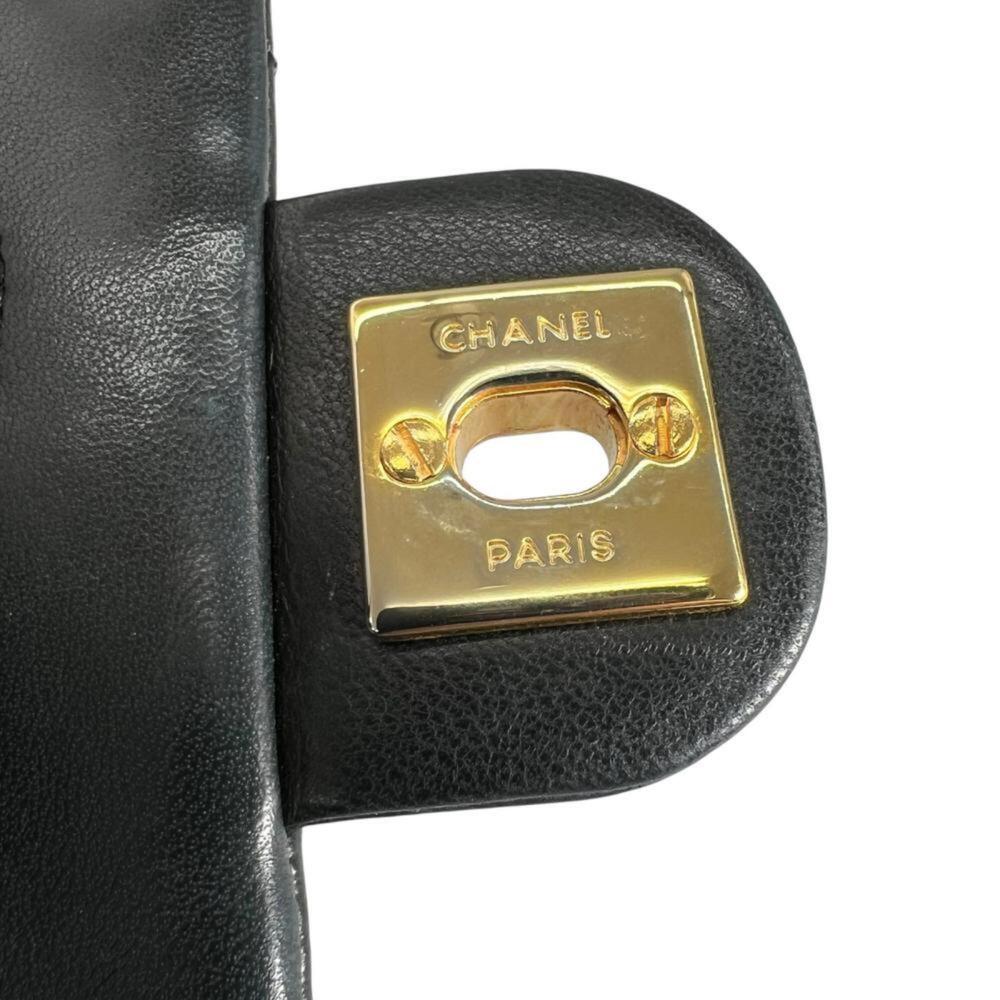 Chanel women's shoulder bag, Matelassé, gold hardware, serial number 1, Coco ... - Picture 11 of 16